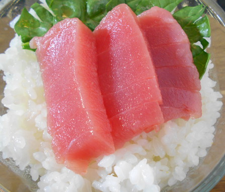sushi rice bowl, sushi grade tuna